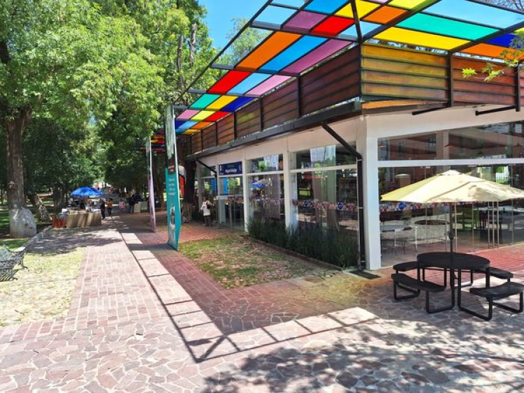 e1e1ad60f07c4aa3ccbcb2973e9d7007_L